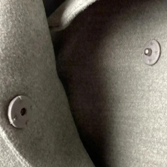 -H & M WOMENS SIZE 6 BELTED COAT GRAY SNAP BUTTONS LINED POCKETS POLY ELASTANE - Picture 9 of 12